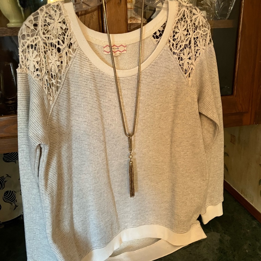 NWOT Women's Cream Lace Shoulder Top
NEVER WORN - Picture 2 of 15